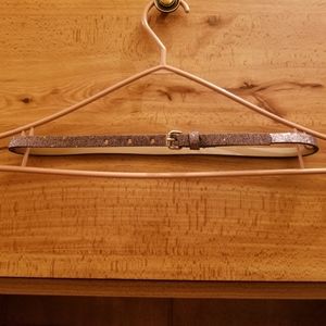 🏖☃️Glitzy skinny belt with stars detailing